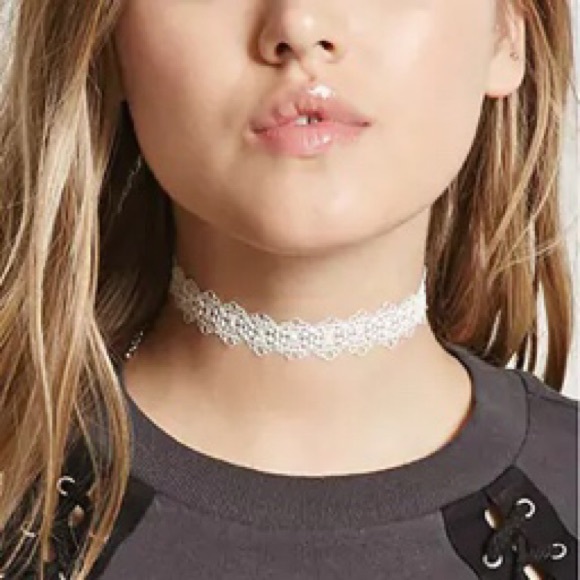 Forever 21 Jewelry - Forever 21 • Crochet Chocker